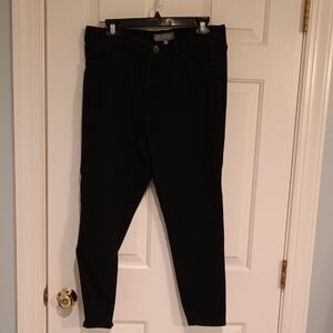Classic Black Skinny Jeans - Unknown Brand